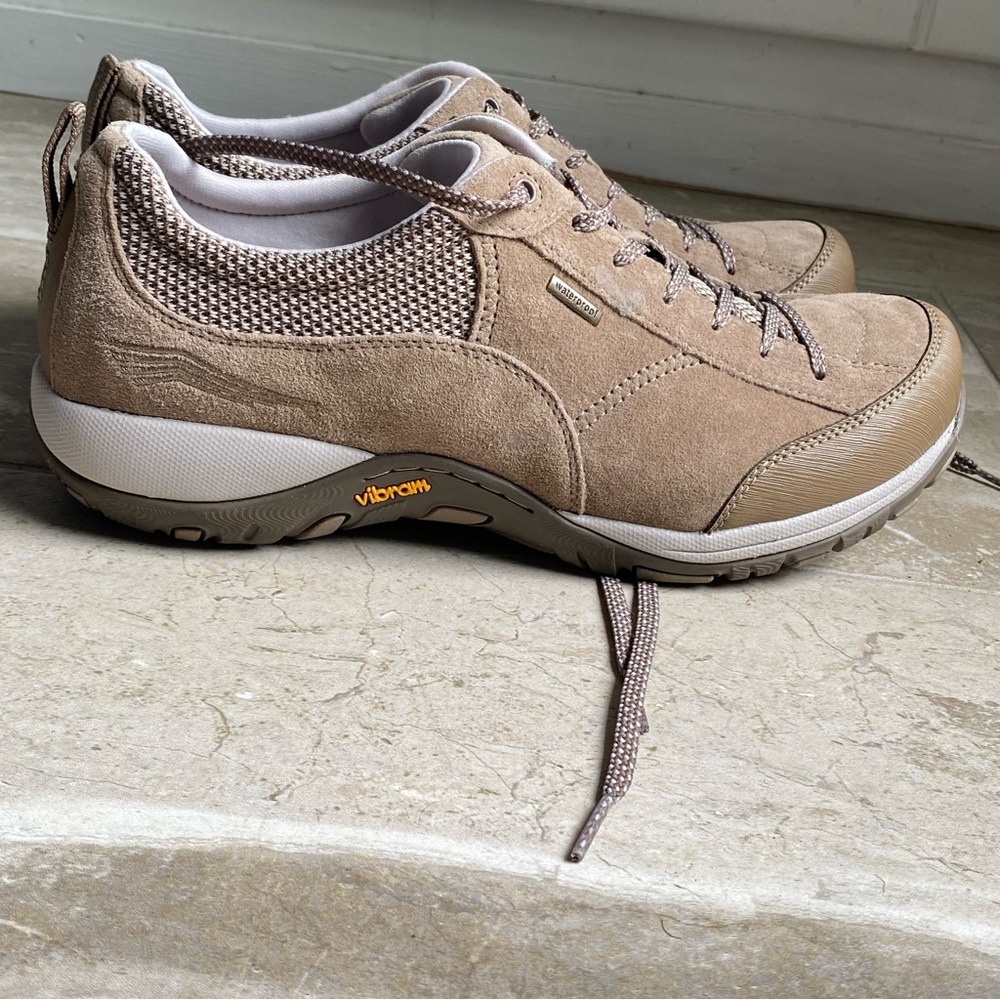 Dansko Paisley Walnut Waterproof Sneaker Vibram Sole Hiking Walking 41 - 10 US - Picture 5 of 9